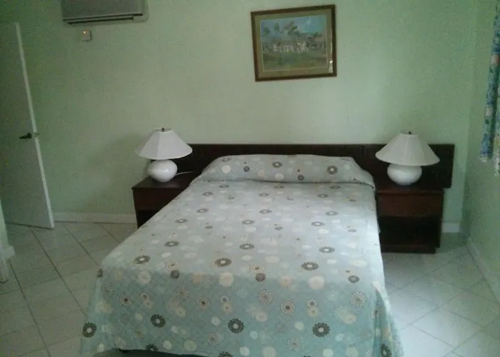 At The Ridge Hotel 3*